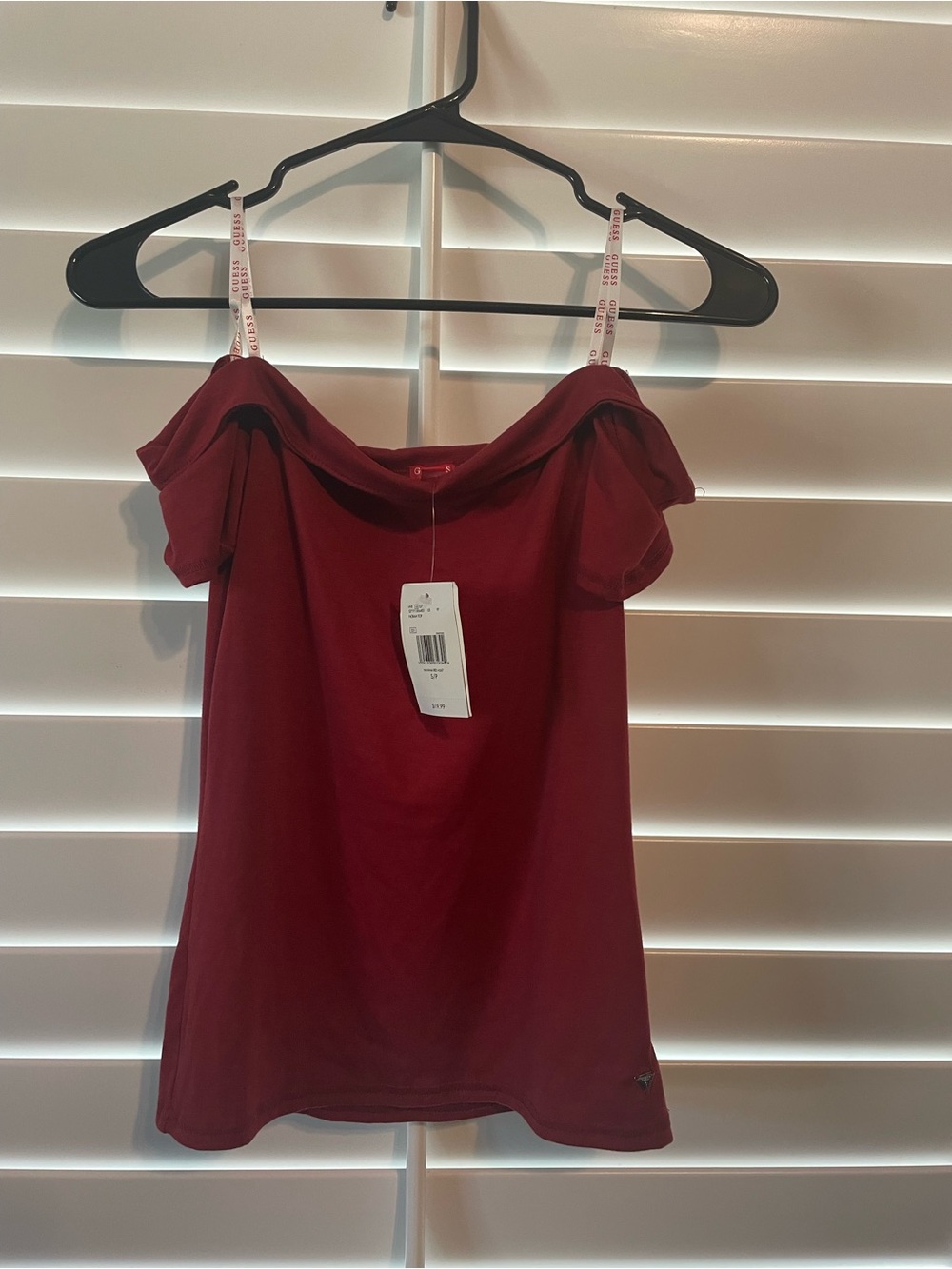 Guess Burgundy Knit Top
